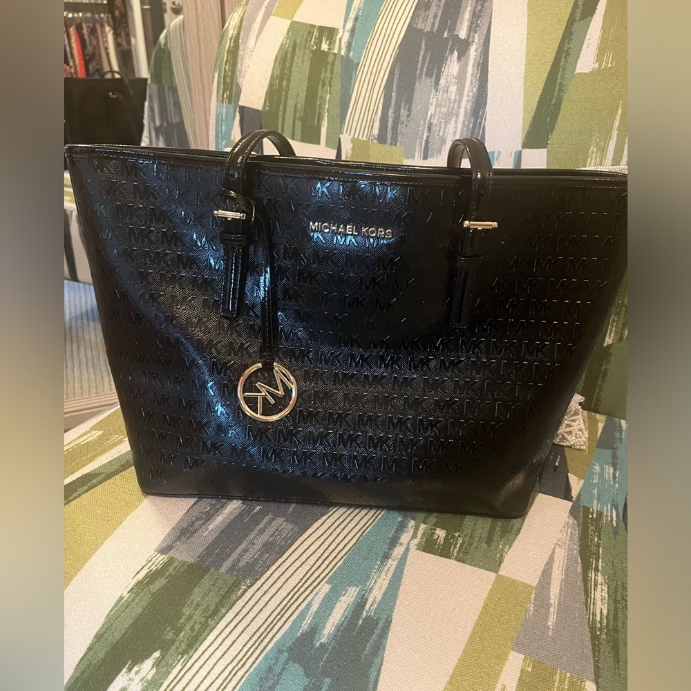 Michael Kors Black patent tote